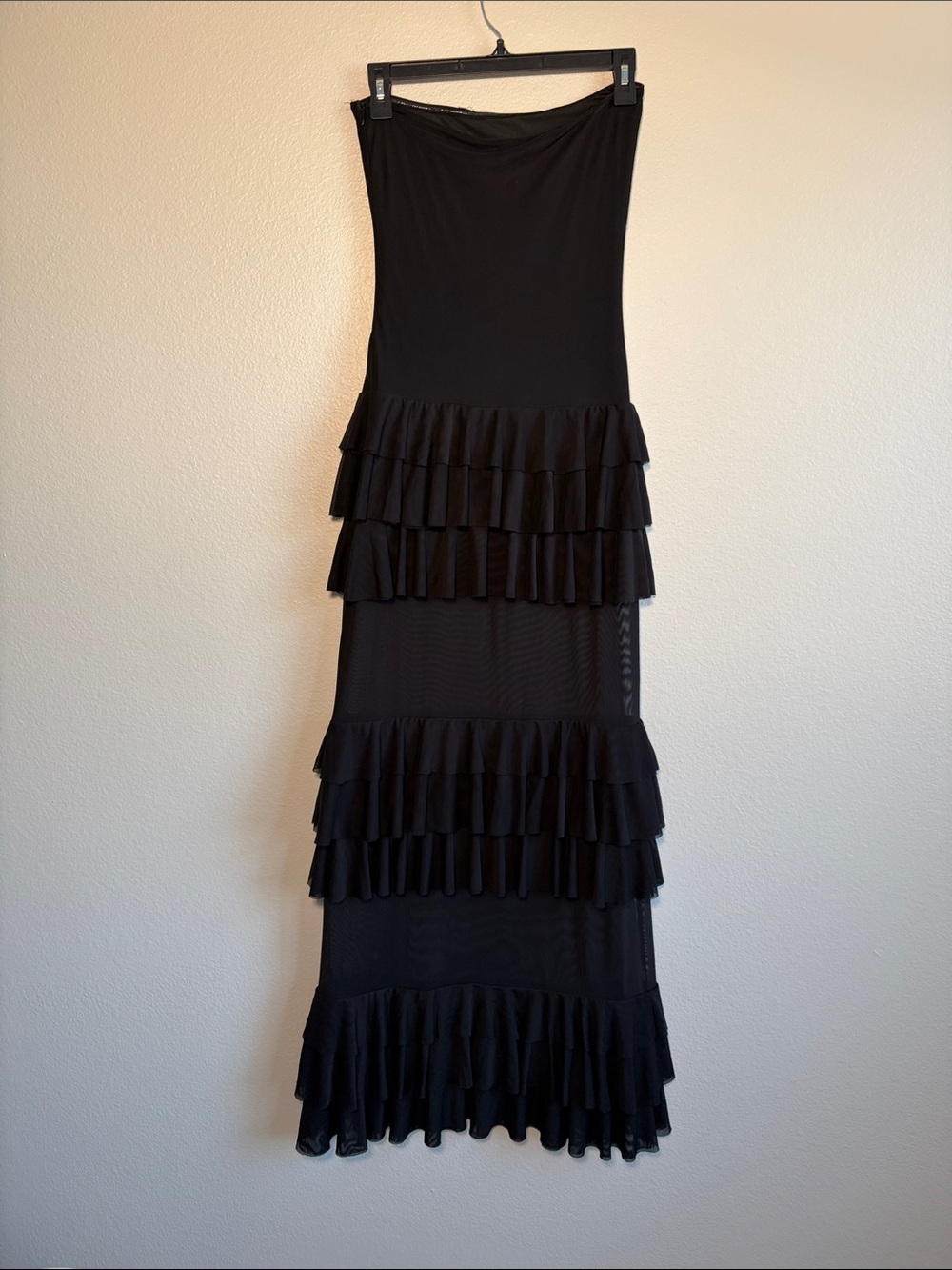 Superdown Lorenza Maxi Dress with Ruffles in Black - S - Picture 6 of 6